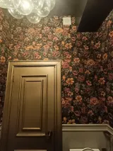 Papel Tapiz Floral en Baño de visita