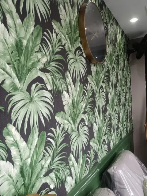 Papel Tapiz Botánico en Baño de Visita